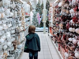 Kids Smart Shopping: 10 Powerful Ways to Teach Habits