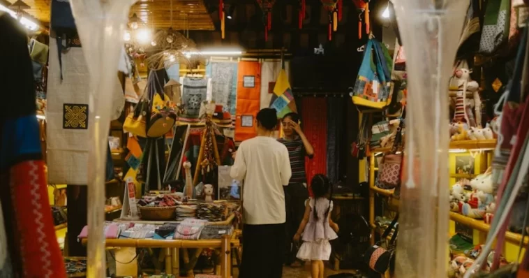 Second-Hand Kids Shopping: Tips for Smart Parents